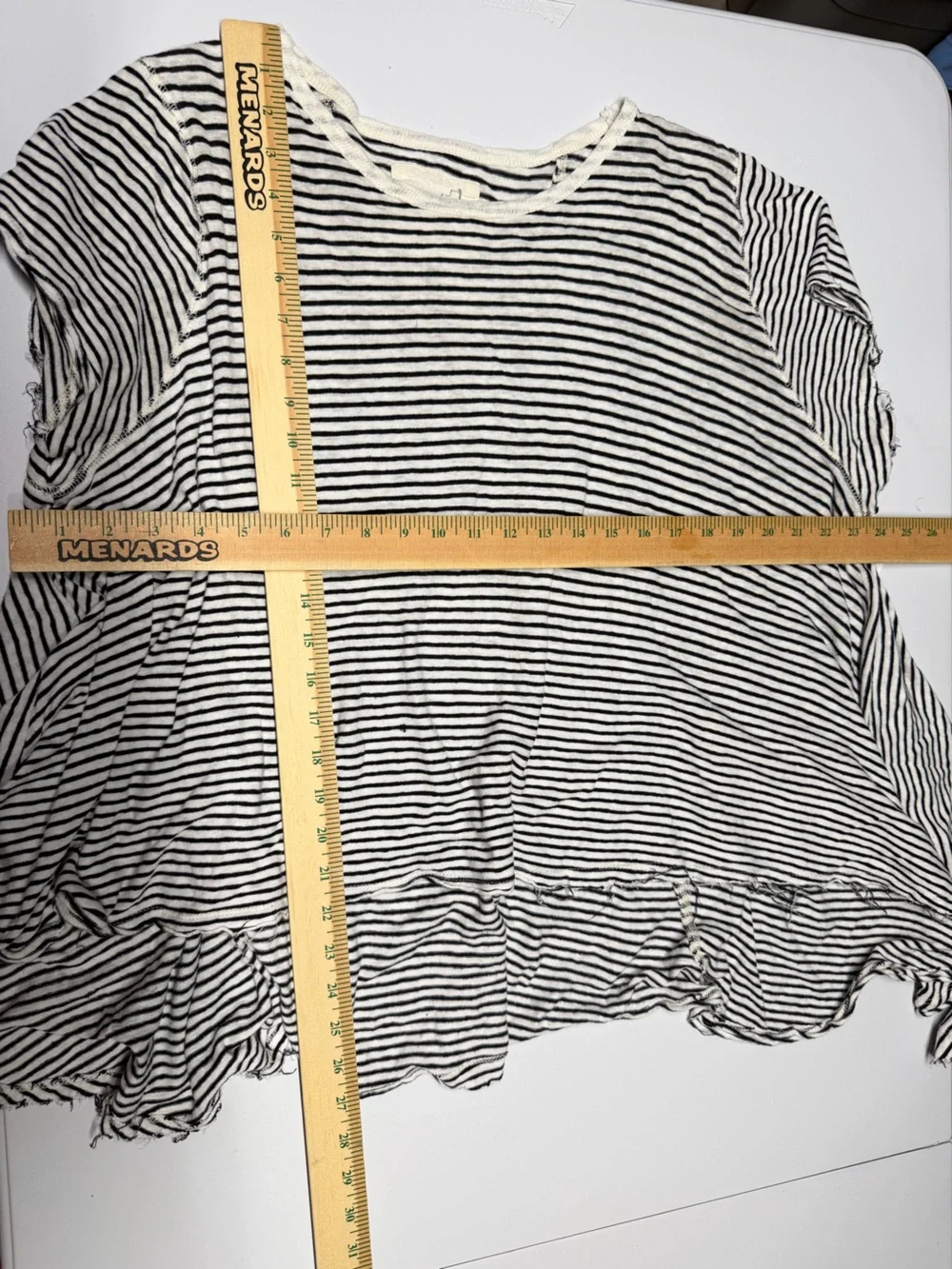 We The Free Womens medium Black white stripe Short Sleeve Asymmetrical shirt